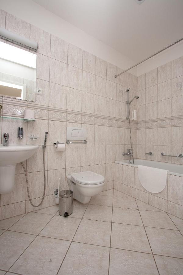 Villa Ritter Karlovy Vary Szoba fotó